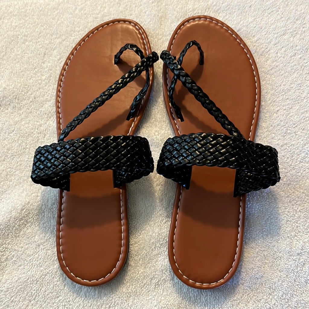 Brand New Blk Braided Sandals